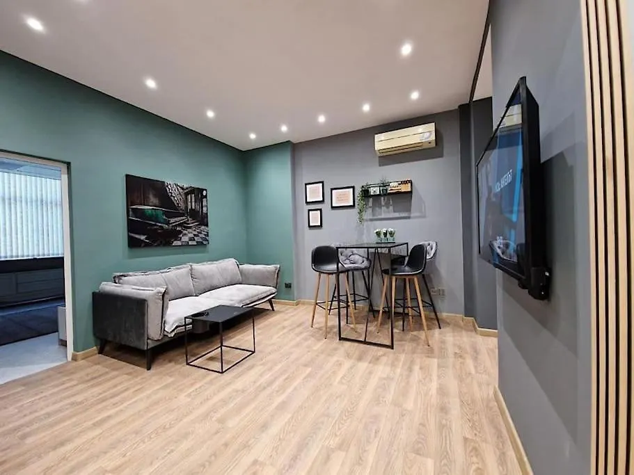 S Irma Apartment - In The Heart Of Szófia Bulgária